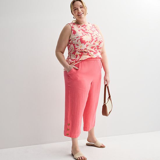 Plus Size Croft & Barrow® Button Hem Pull On Linen Cropped Pants
