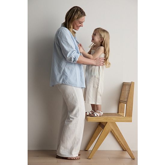  Women's Croft & Barrow® Essential One Pocket Button Down Shirt