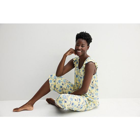  Women's Croft & Barrow® 2-Piece Sleeveless Tank Pajama Top & Capri Pants Sleep Set