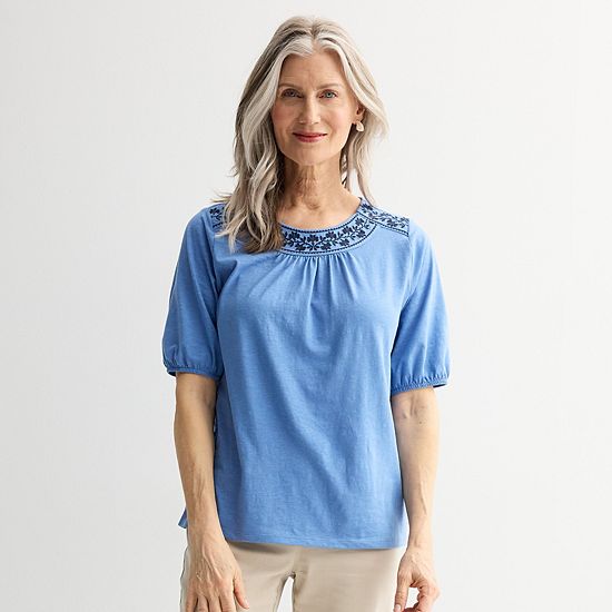  Women's Croft & Barrow® Round Neck Embroidered Top