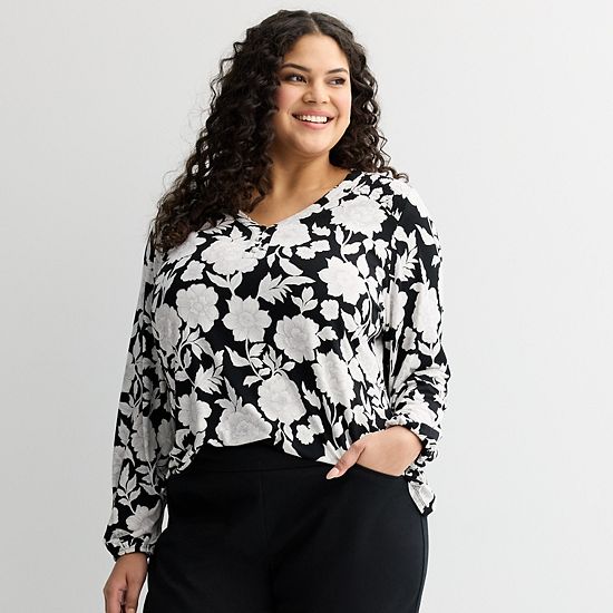  Plus Size Croft & Barrow® Smocked Henley Blouse
